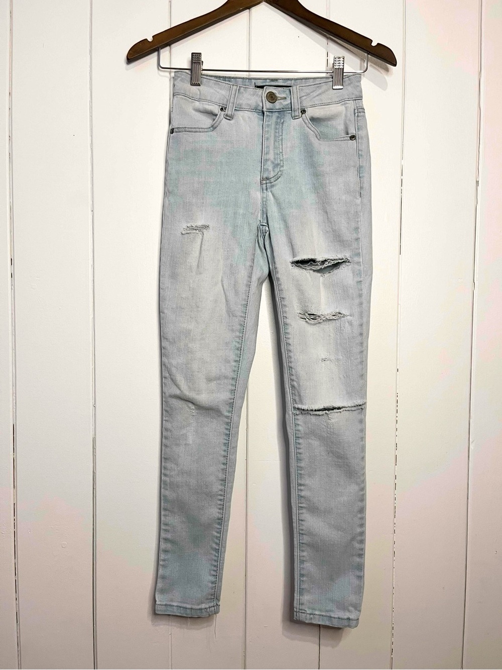 Bluenotes Emma High Rise Jeggings. Size 24/27. Good Condition.